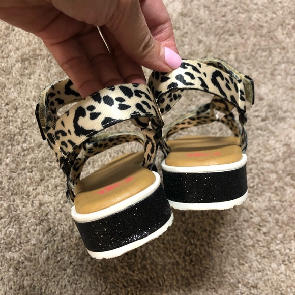 GB Girls Leopard Print Sport Sandals - Picture 4 of 9